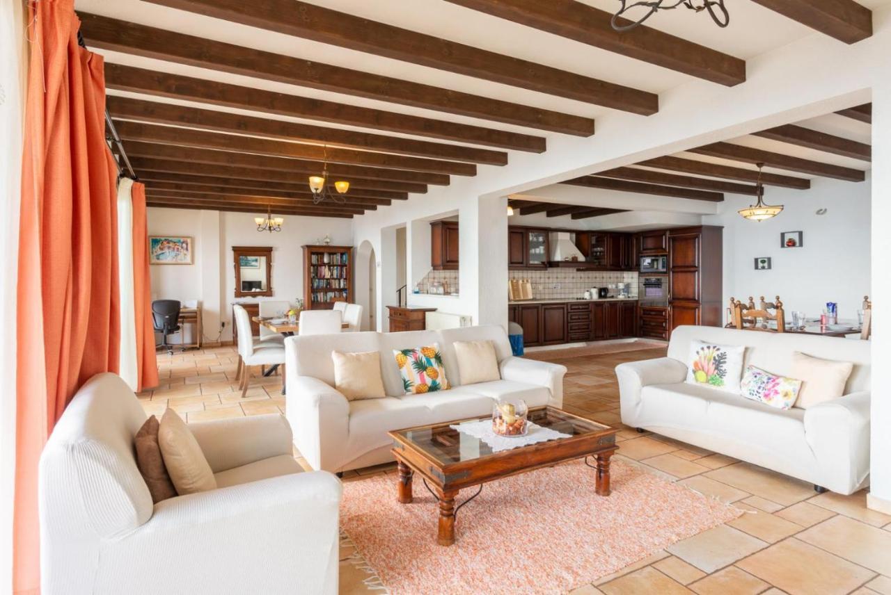 Villa Emilios 卡拉米 外观 照片