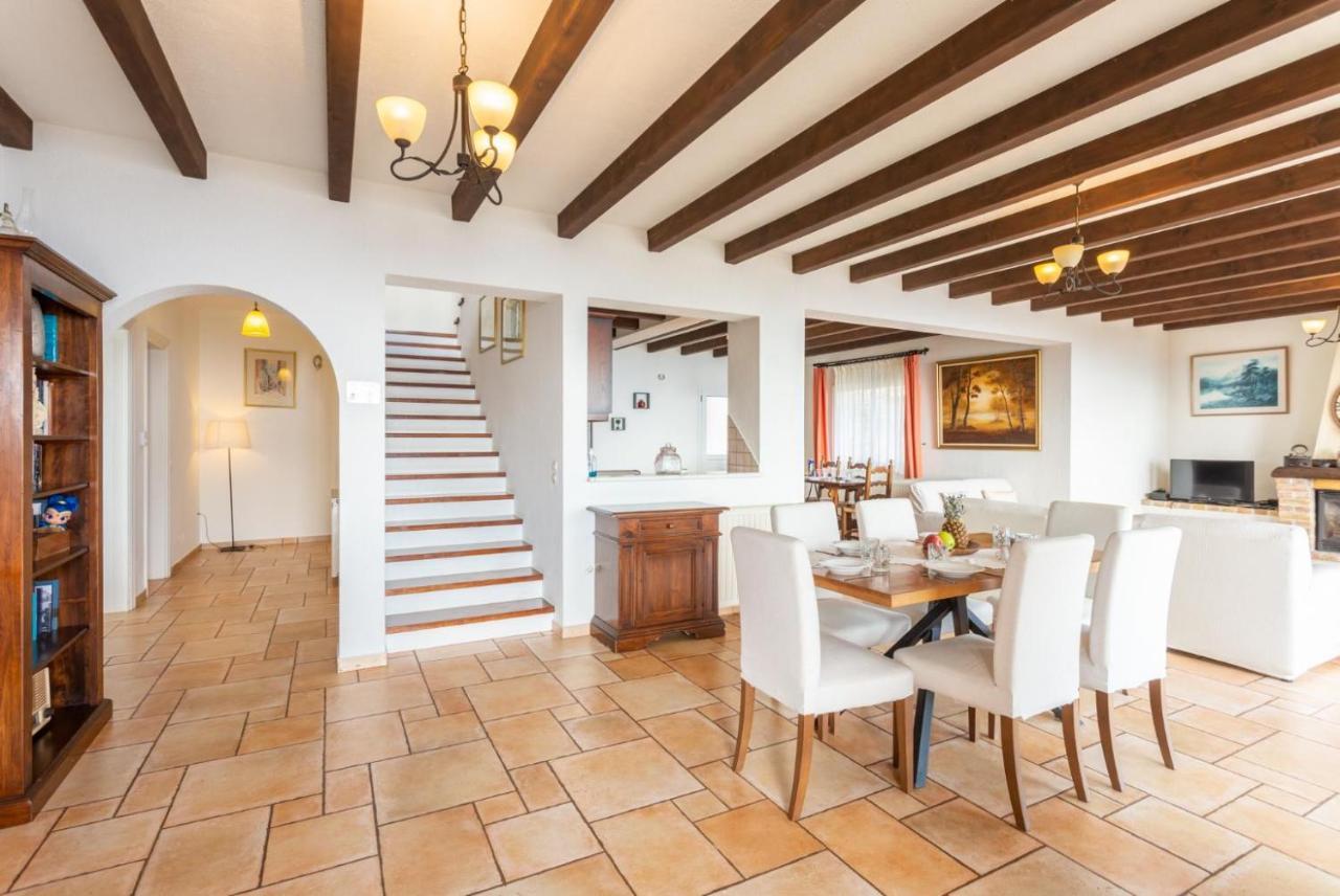 Villa Emilios 卡拉米 外观 照片
